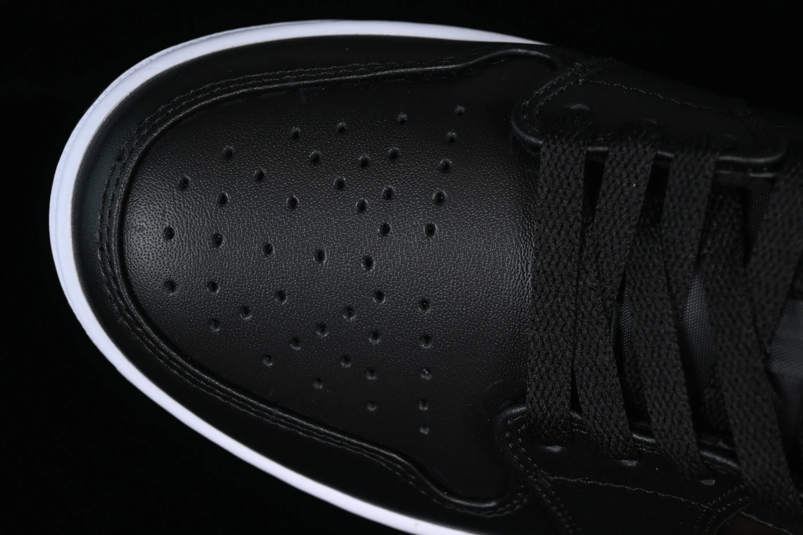 All categories Air Jordan Jordan series basketball shoes Air Jordan 1 Low Z version Air Jordan 1 Low AJ1 Joe 1 all black burst pattern low-top cultural casual sneakers FB9907-001